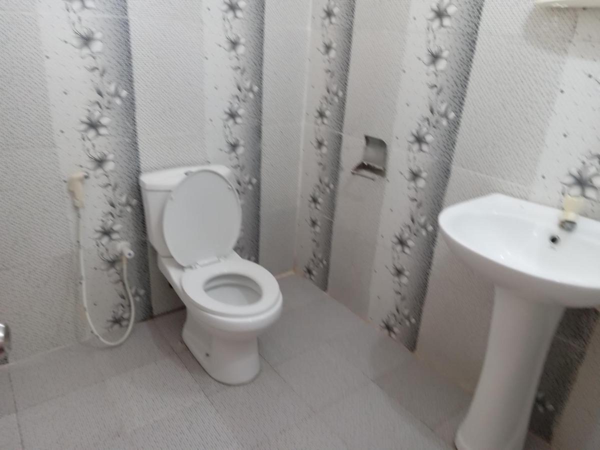 Vibushan Guest House Nilaveli Ngoại thất bức ảnh
