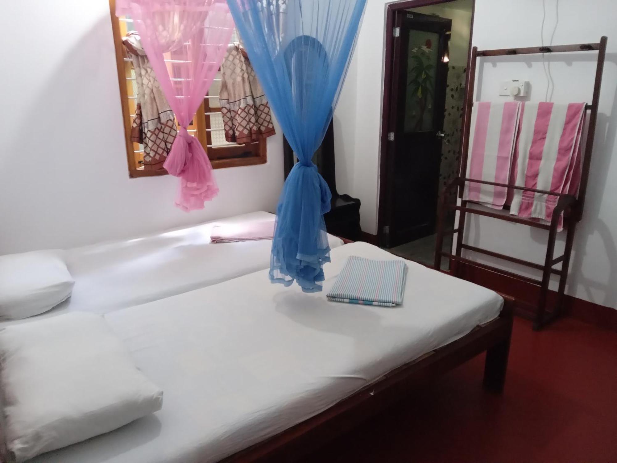 Vibushan Guest House Nilaveli Ngoại thất bức ảnh
