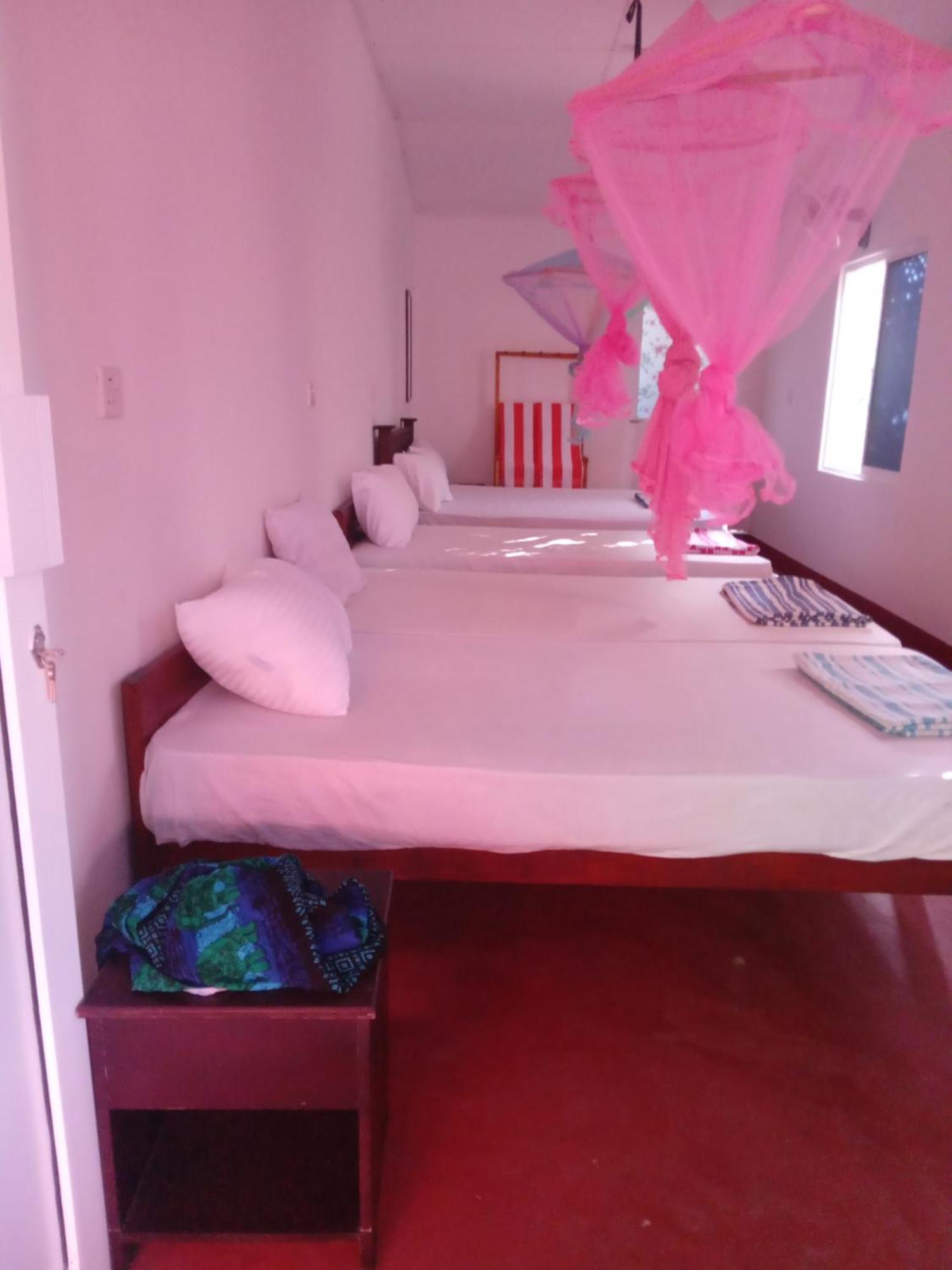 Vibushan Guest House Nilaveli Ngoại thất bức ảnh