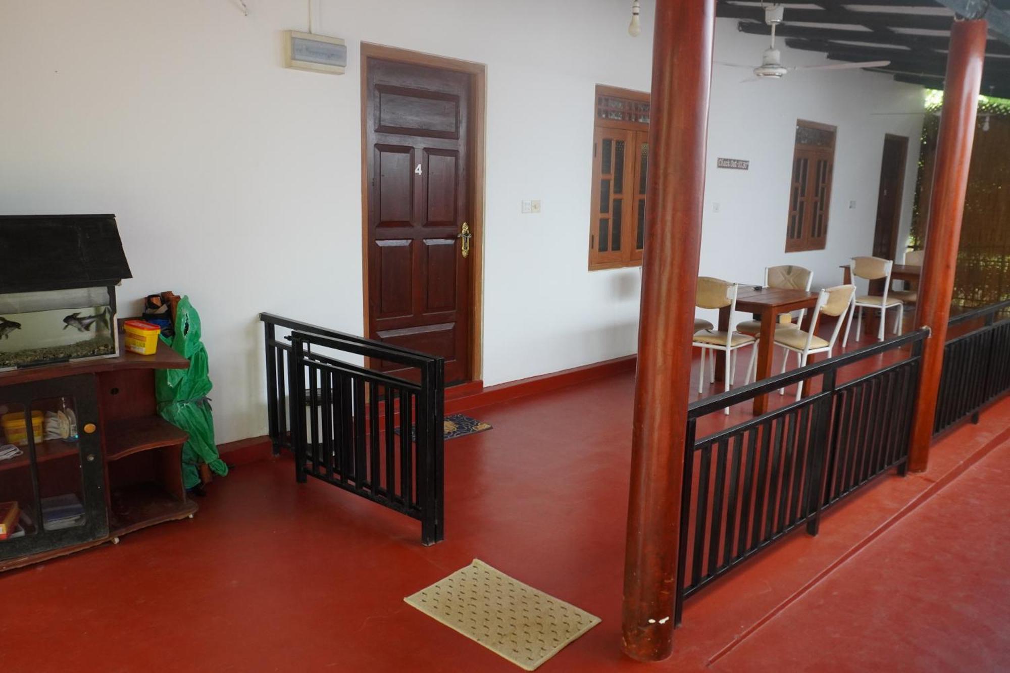Vibushan Guest House Nilaveli Ngoại thất bức ảnh