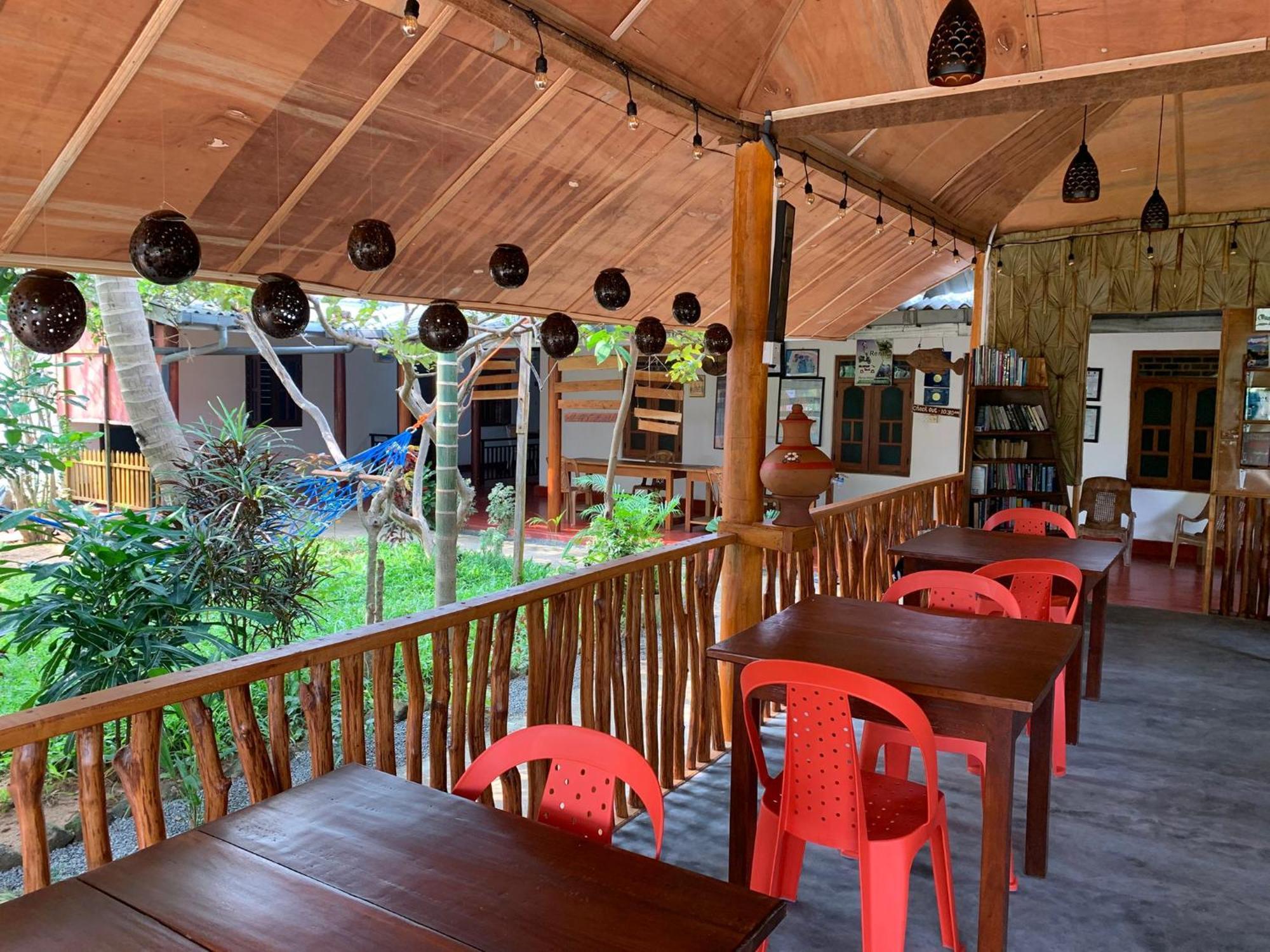 Vibushan Guest House Nilaveli Ngoại thất bức ảnh
